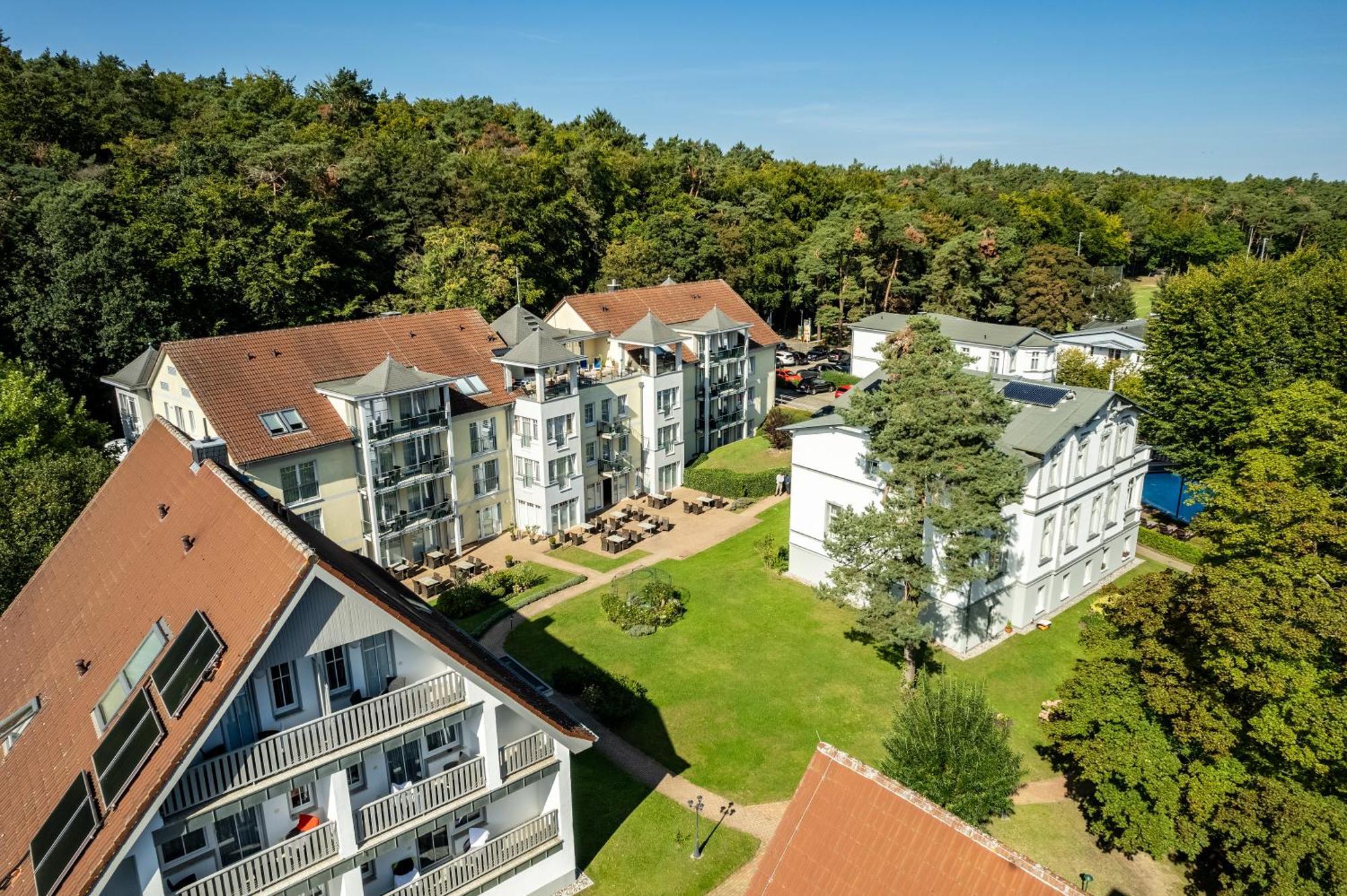 הרינגסדורף Ostseehotel Villen Im Park - Ein Rovell Hotel מראה חיצוני תמונה
